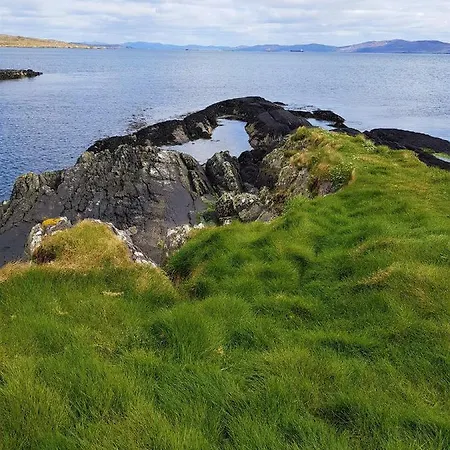 Holiday home Cois Farraige