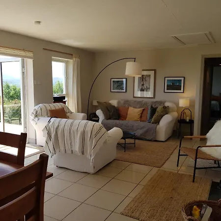Holiday home Cois Farraige